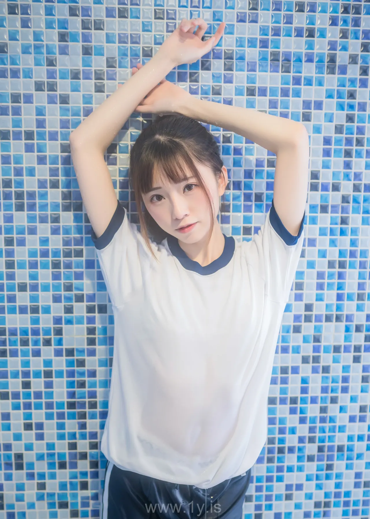 绮太郎 湿身体操服